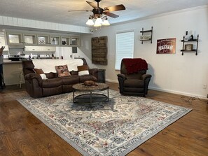 Smart-TV, Tischtennisplatte