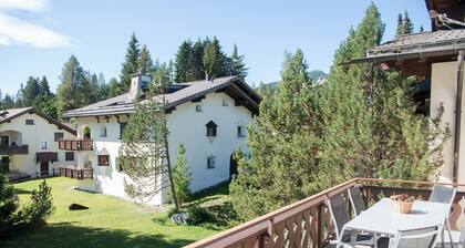 Ferienwohnung mit Jacuzzi für 6 Personen-Lenzerheide
