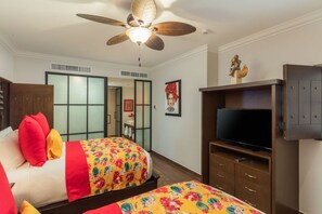 3 bedrooms, iron/ironing board, bed sheets, wheelchair access