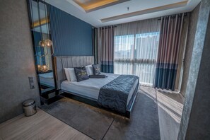 Standard Double Room | Premium bedding, minibar, desk, laptop workspace - MARLEN HOTEL BAYRAKLI (Izmir)