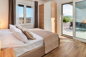 6 bedrooms, iron/ironing board, free WiFi, bed sheets - Luxury Villa Tango with Pool (Dugi Rat)