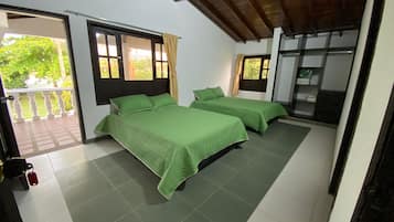 Triple Room | Living area