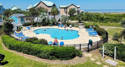 Beach Hideaway! Home away from Home! Pool/Beach View - New listing