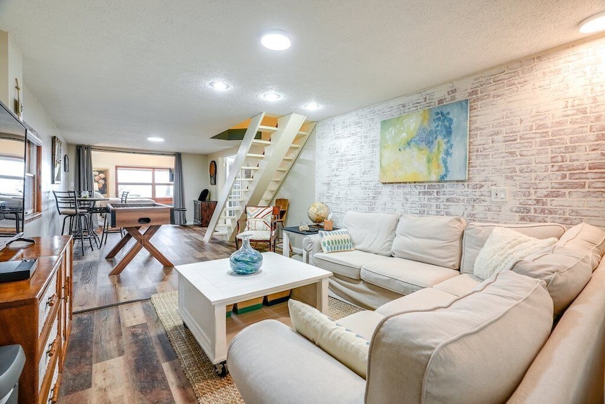 Steps From Lake Erie With Spectacular View! Cedar Point, Fishing, Beach & Park! - Ohio (State)