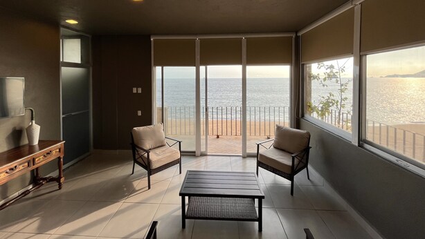 Unclassified image, 1 of 23, button - Marthas Suites & Hotel (Manzanillo)