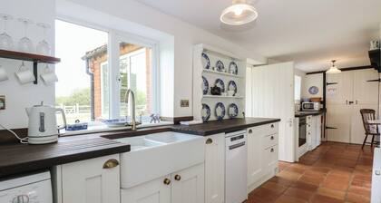 Horseshoe Cottage