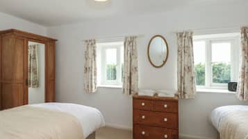 3 bedrooms, individually decorated, individually furnished, free WiFi