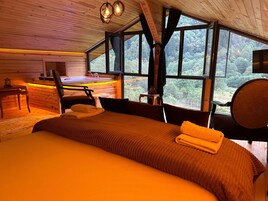 Basic Suite, Multiple Beds, Non Smoking, Mountain View | 2 bedrooms, Egyptian cotton sheets, premium bedding, blackout drapes