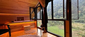 Meydan Şelale Dağ Evi