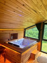 Suite Basic, Beberapa Tempat Tidur, Bebas Asap Rokok, pemandangan gunung | 2 kamar tidur, seprai katun Mesir, dan seprai premium