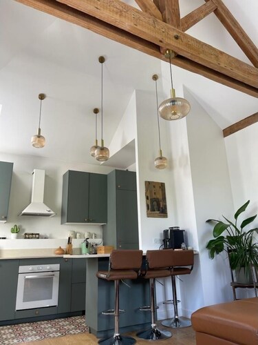 3 bedroom private vacation home in meudon