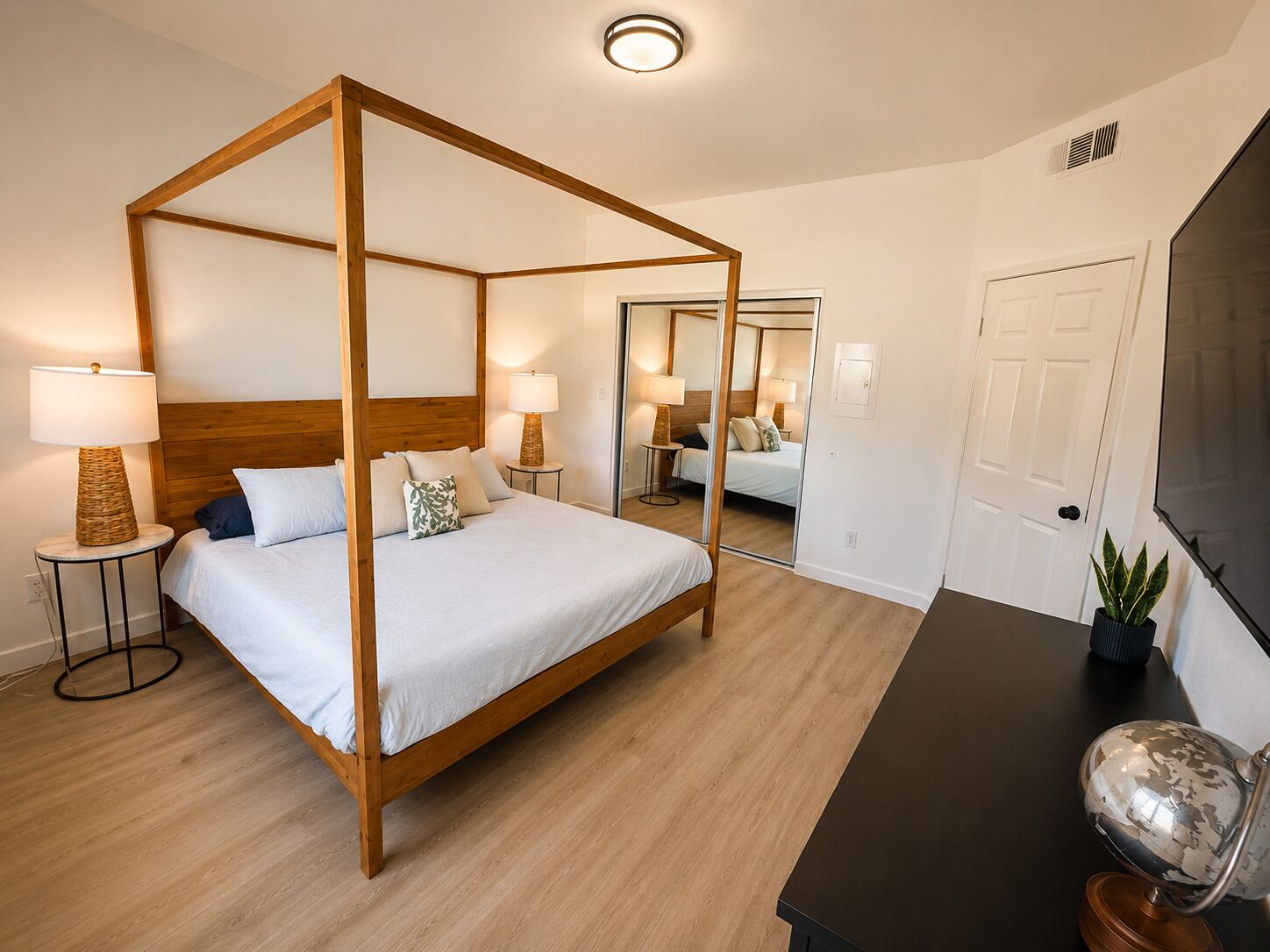 2 Schlafzimmer, Schreibtisch, Bügeleisen/Bügelbrett, kostenloses WLAN