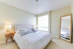 2 bedrooms, desk, iron/ironing board, free WiFi