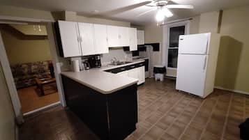 Fridge, microwave, stovetop, electric kettle