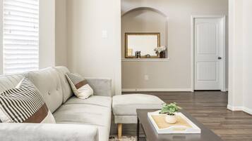 Comfort House | Living area | Smart TV, streaming services