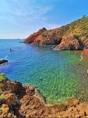 Beach - Apartment with beautiful view (Fréjus)