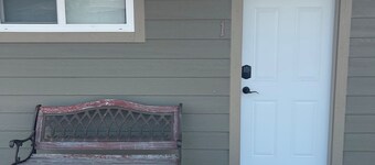 Dakota Landing Cabins & Motel: Room #1-Cozy, newly remodeled motel room