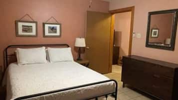 1 habitación, escritorio, tabla de planchar con plancha y wifi gratis