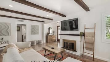 Smart TV, fireplace, offices