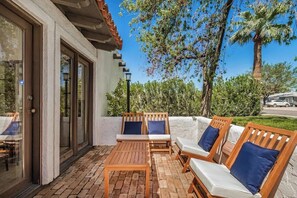 Terrace/patio - Baja Rosa- Private home w Casita and Heated Pool (Phoenix)