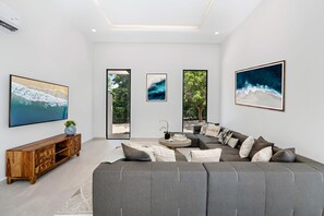 تلفزيون ذكي