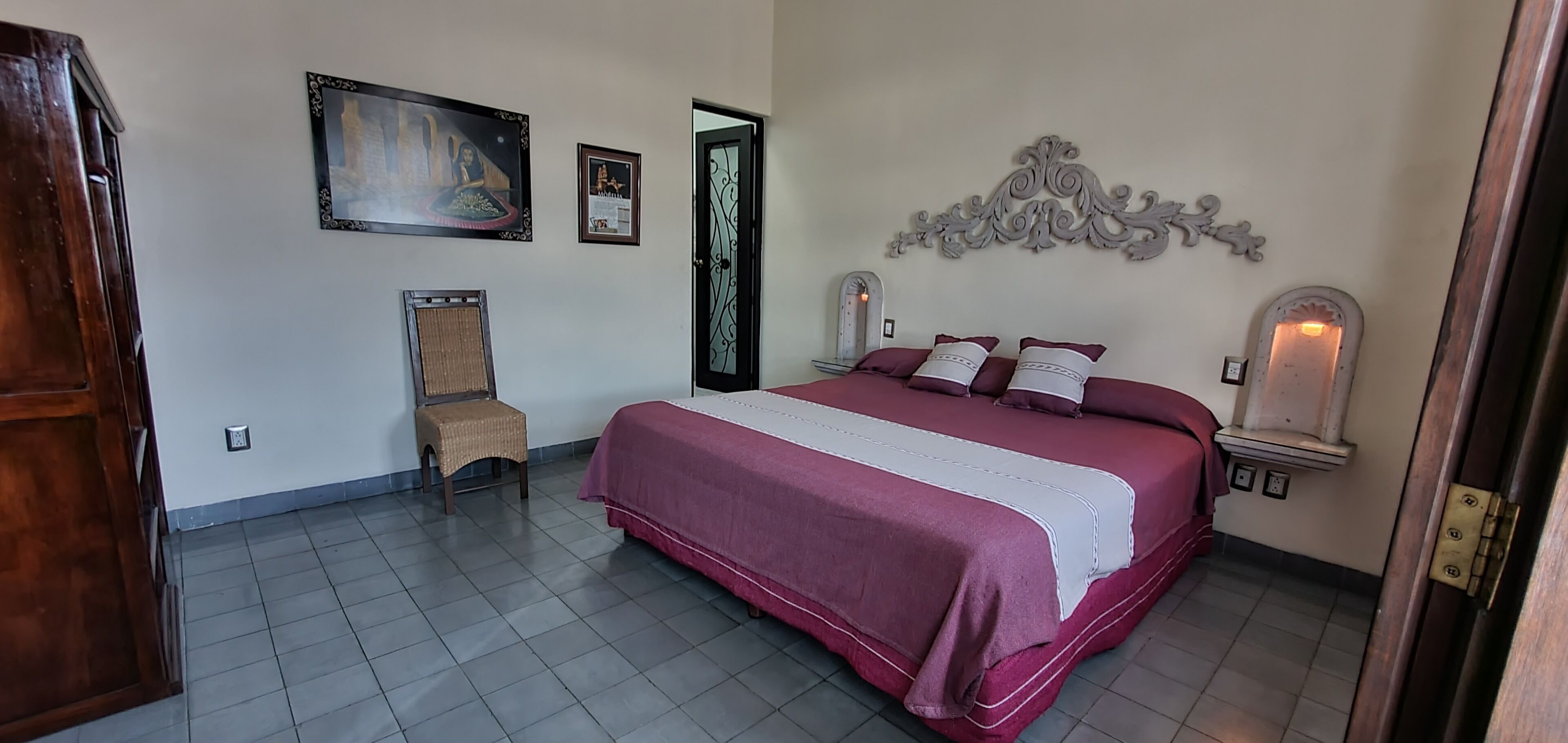 Photo - Rosa Barroco