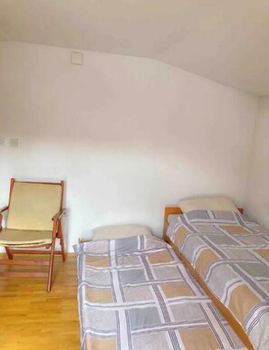 1 غرفة نوم وواي فاي وملاءات أسرّة