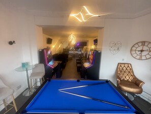 Front of property - Residency hotel and Bar (Blackpool)
