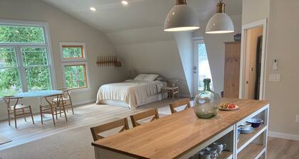 Hopkins Scandi Studio -Entire House