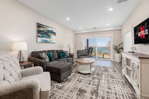 Condo | Living area - 539 Bay St. Lake View Condo Unit 302W (Traverse City)