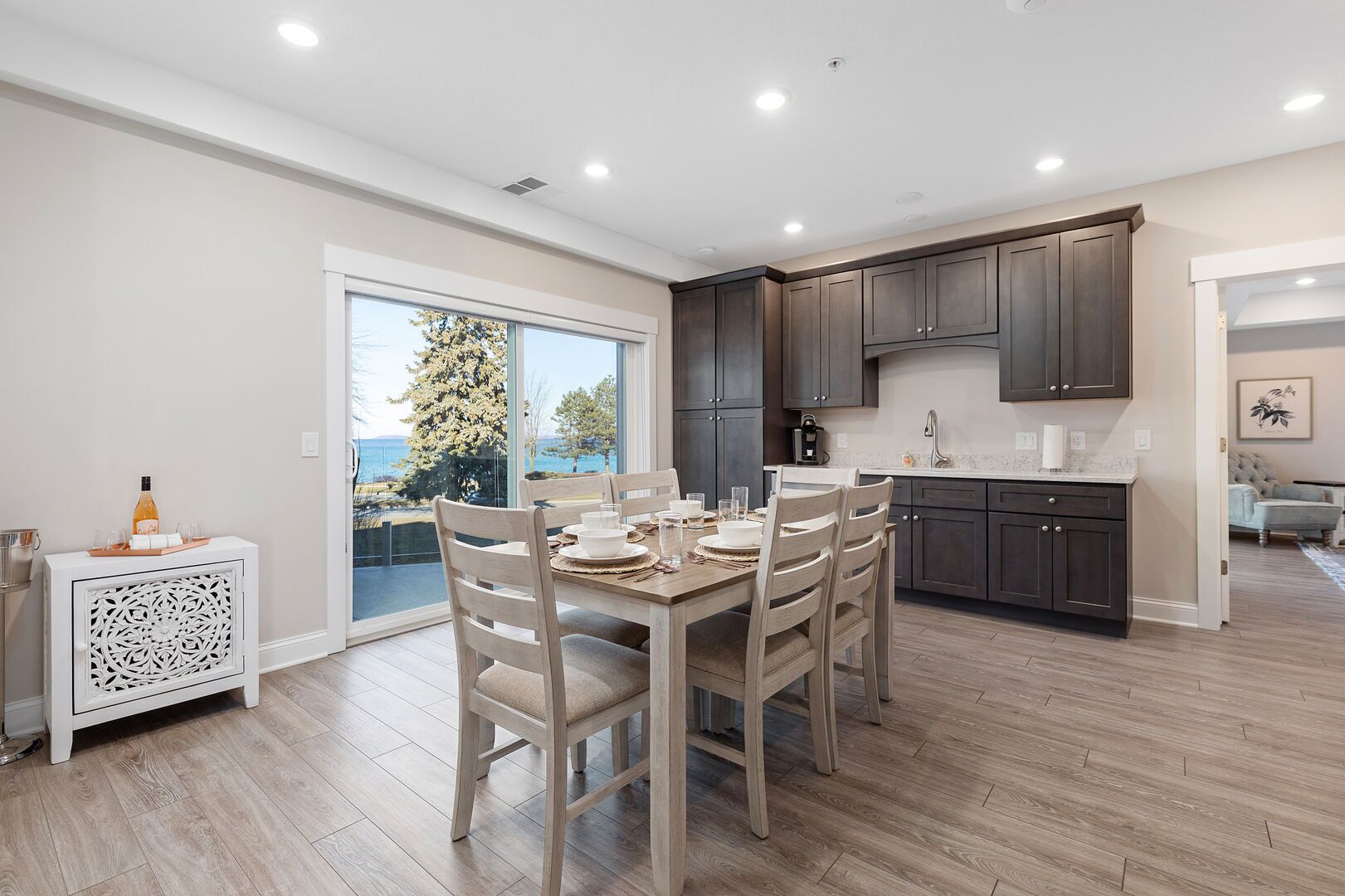 Condo | In-room dining