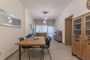 Imagen sin descripción, 2 de 37, botón