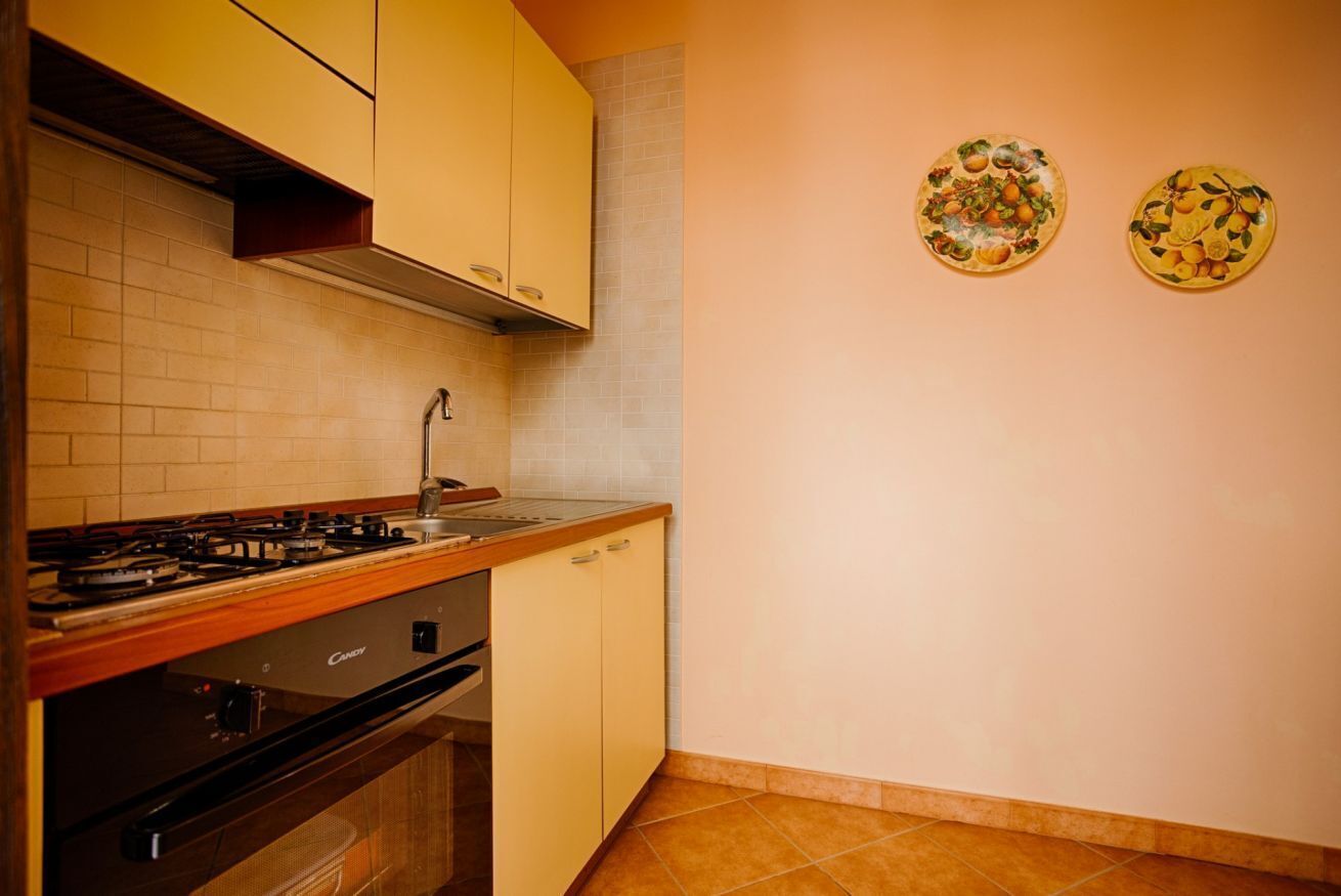 Kühlschrank, Ofen, Herdplatte, Toaster