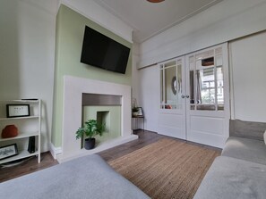 Smart TV, books, music library, video library