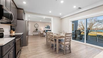 Condo | Private kitchen