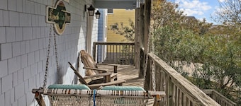 6 Bedroom Corolla home with private pool