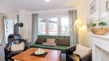 Fernseher, Stereoanlage