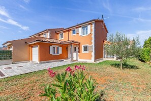 Exterior - Vila Lotus 13k by Istrabook (Pula)