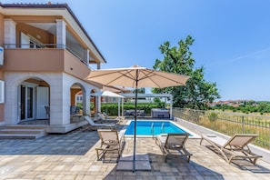 Pool - Villa Lotus 13G by Istrabook (Pula)