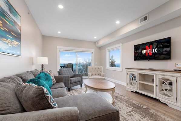 Unclassified image, 1 of 27, button - 539 Bay St. Lake View Condo Unit 402W (Traverse City)