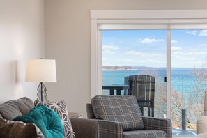 Condo | Living area - 539 Bay St. Lake View Condo Unit 402W (Traverse City)