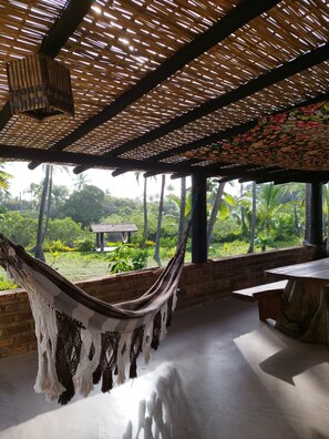 Outdoor dining - Para Quem Quer Estar na Beira do Mar, Casa Capela Praia de Algodões (Maraú)