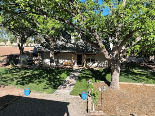 Little Bird Casita: Have the Experience the New Mexico Traveler Hopes to Find.