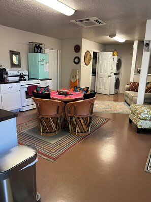 Interior - Little Bird Casita: Have the Experience the New Mexico Traveler Hopes to Find. (Albuquerque)