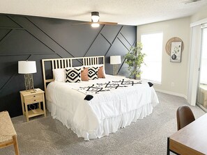 2 bedrooms, desk, iron/ironing board, free WiFi