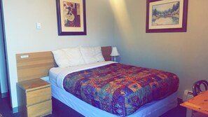 Basic Single Room | Individually decorated, individually furnished, desk, laptop workspace