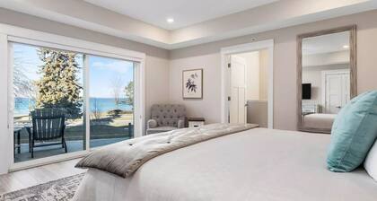 539 Bay St. Lake View Condo Unit 404E