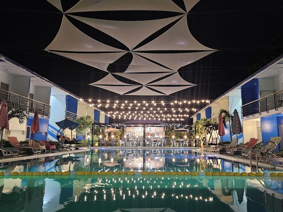 2 outdoor pools, open 7:00 AM to 10:00 PM, sun loungers