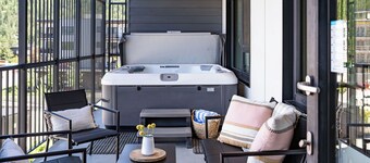 The Selkirk House by Revelstoke Vacations