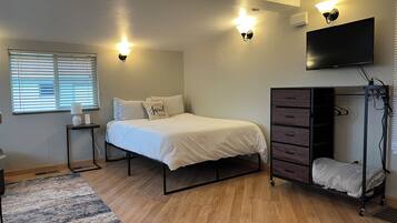 1 bedroom, travel crib, WiFi, bed sheets